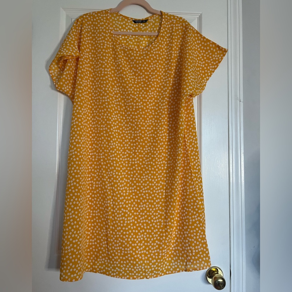 SHEIN Daisy Dress